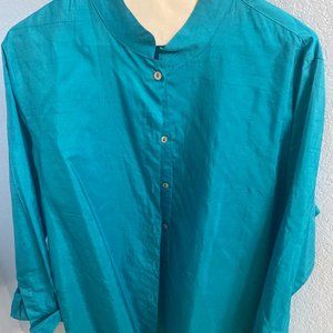 Chico's Size 2 Silk Turquoise Button Down